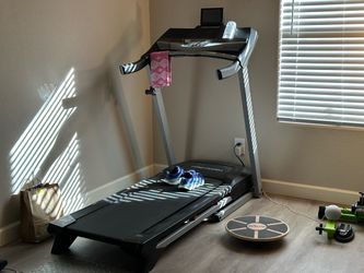 Pro Form, pro shox treadmill - FIRM on price