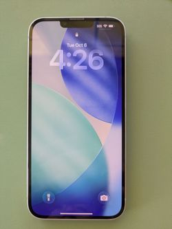Apple iPhone 14 plus 128GB with cracked back plate