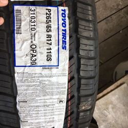 Toyota Open Country Factory tire R17