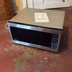 Panasonic 1250 Watts Microwave