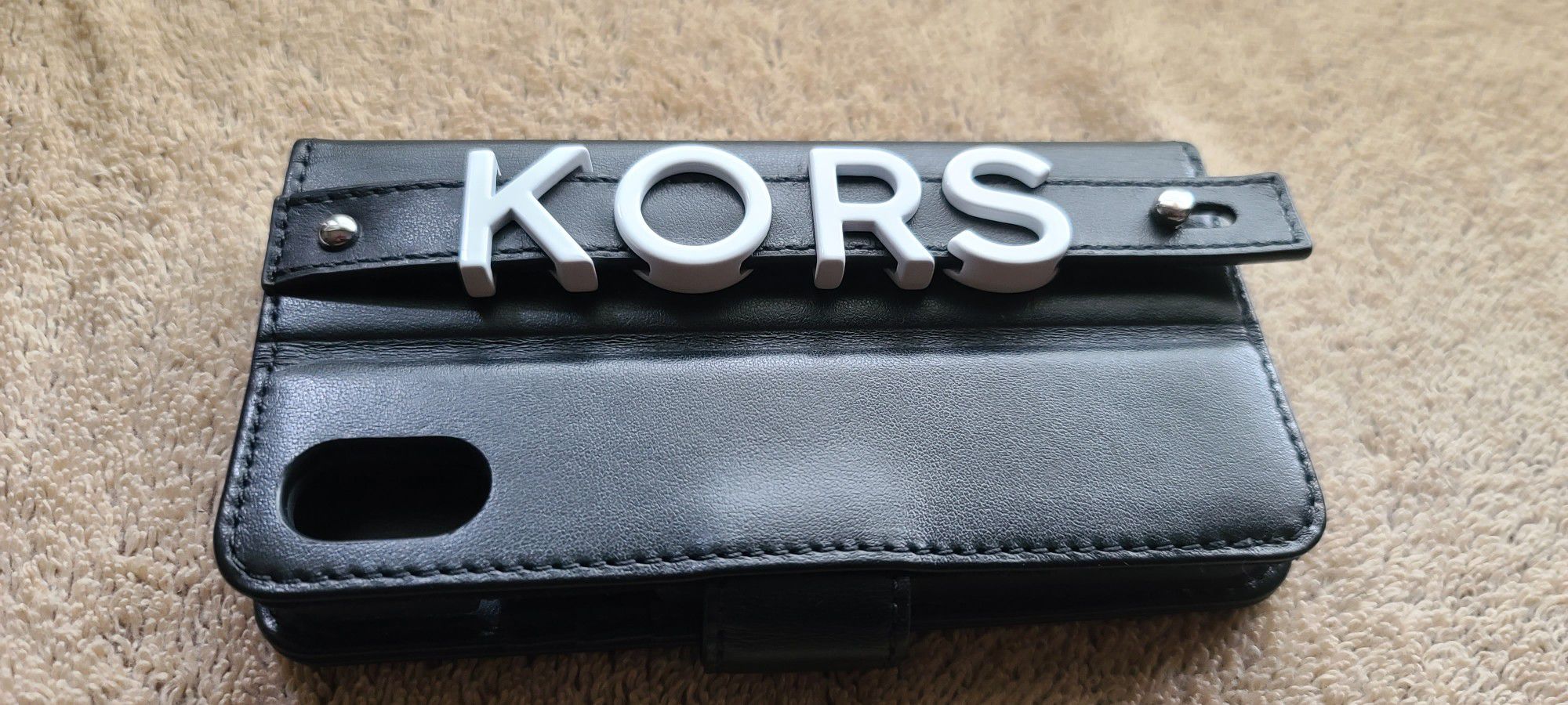 Michael Kors Folio Hand-strap iPhone X/Xs Case