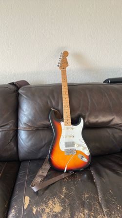 2002 Fender Stratocaster Sunburst