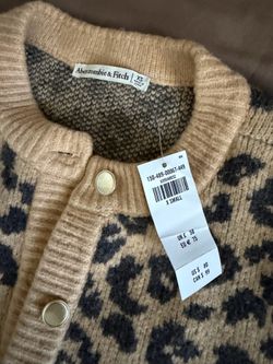 Abercrombie & Fitch Sweater