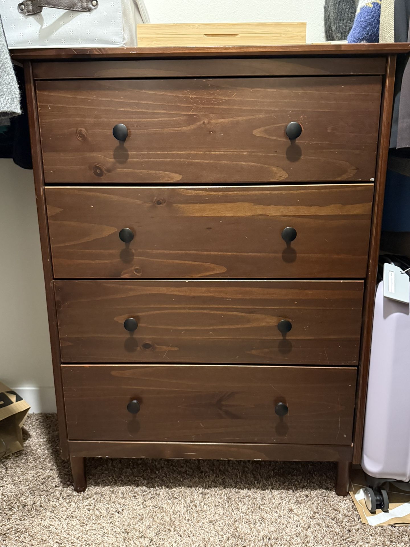 Dresser