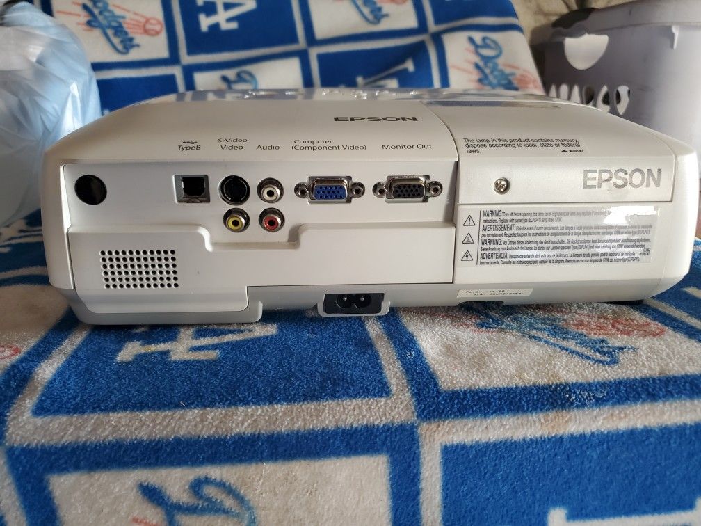 Epson Projector $200 Obo