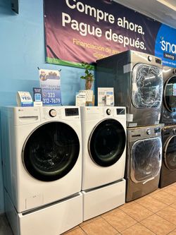 LG Washer 4.5 Cu Ft and Dryer Set with Pedestals