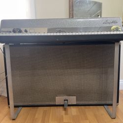 Fender Rhodes Sparkle Top Suitcase 73 Electric Piano