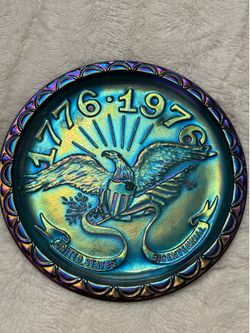 Vintage blue bicentennial carnival glass irredescent 1(contact info removed) decorative plate