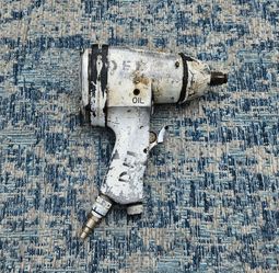 Pneumatic air impact wrench, Chicago Pneumatic