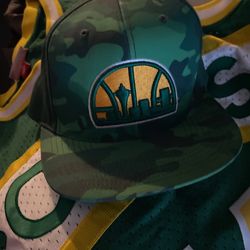 Sonic space, needle, camo snapback