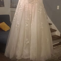 Wedding Dress  Never Used 