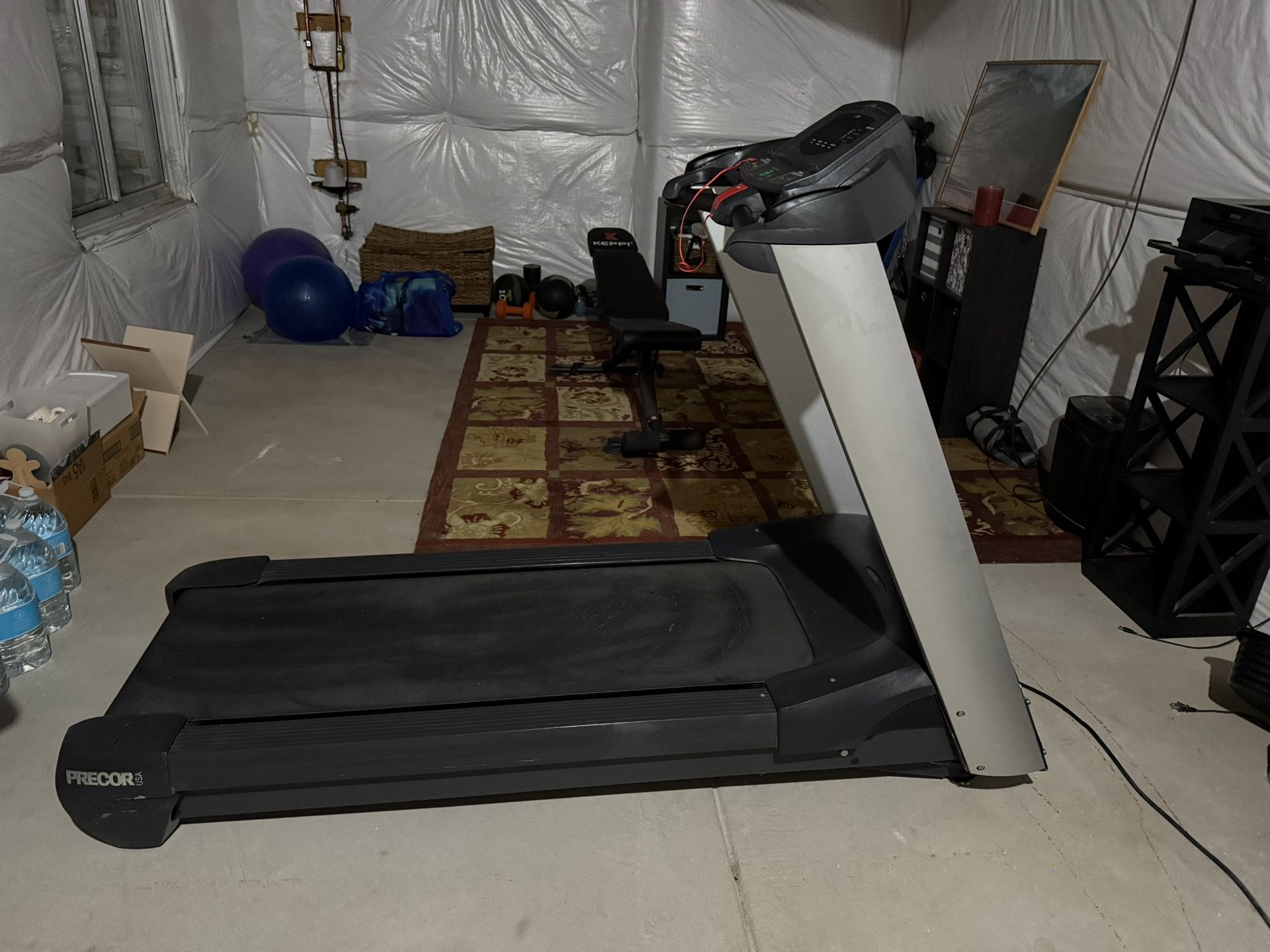 Precor 9.31 Premium Treadmill