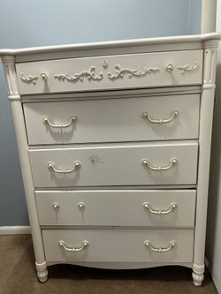 Wood Chest 5 Drawers 