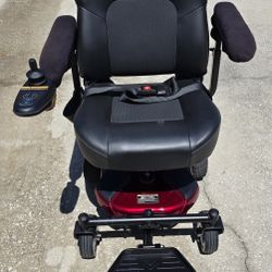 Merits Electric Wheelchair 