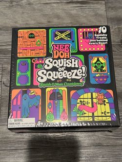 NeeDoh Squish or Squeeze