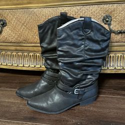 Woman’s Western Style Boots, Black, Size 10