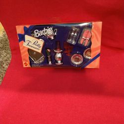 Barbie Sparkling Dinning Set