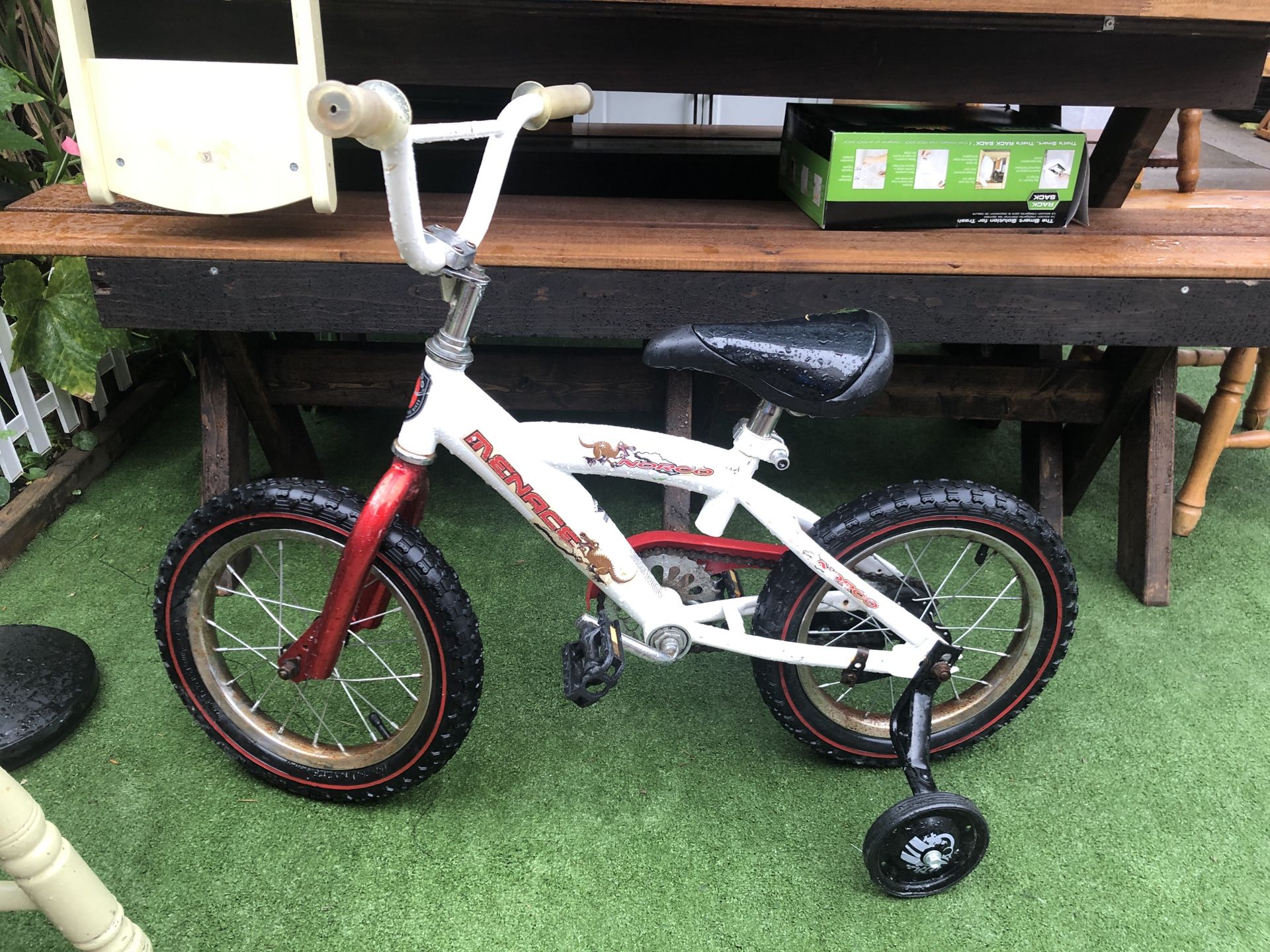 14” kids bike with training wheels