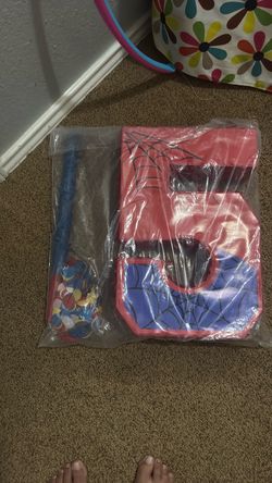 NEW #5 Marvel Spider-Man Piñata w Stick and confetti
