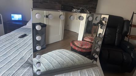 vanity with lights