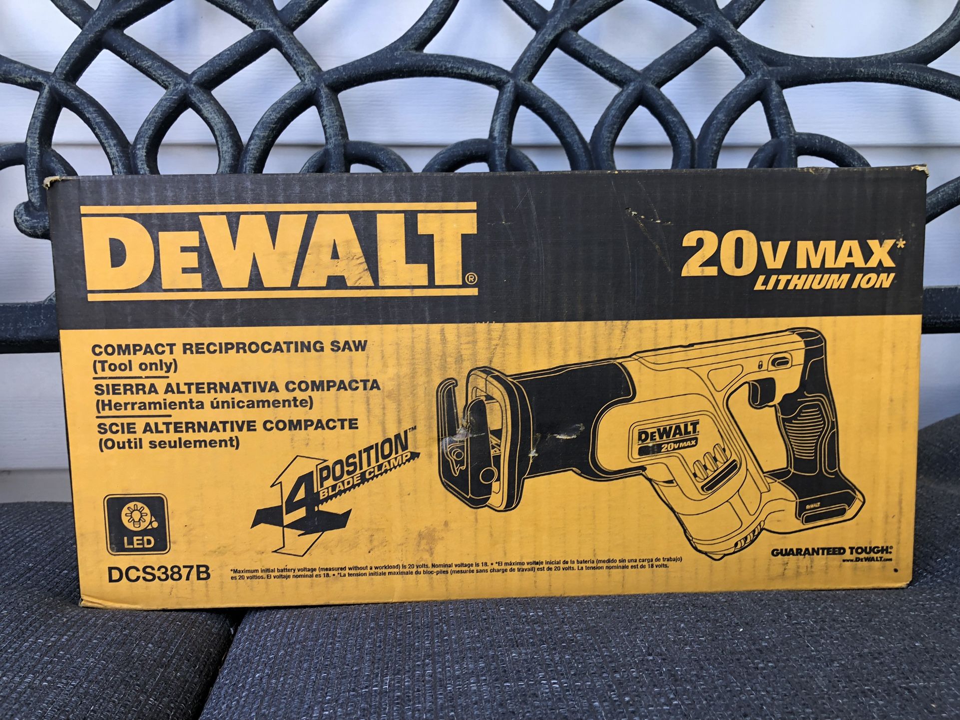 DeWalt DCS387B 20V MAX Compact Reciprocating Saw (Tool Only) for Sale in  Charlotte, NC OfferUp