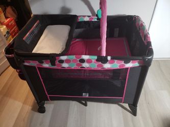 Playpen and swing