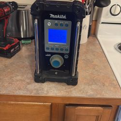 Makita Jobsite Radio