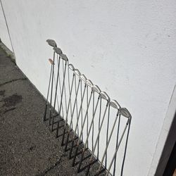 Taylormade ladies RH set of 12 clubs, drivers & Putter burner Oversize L60 + bag

Women Set