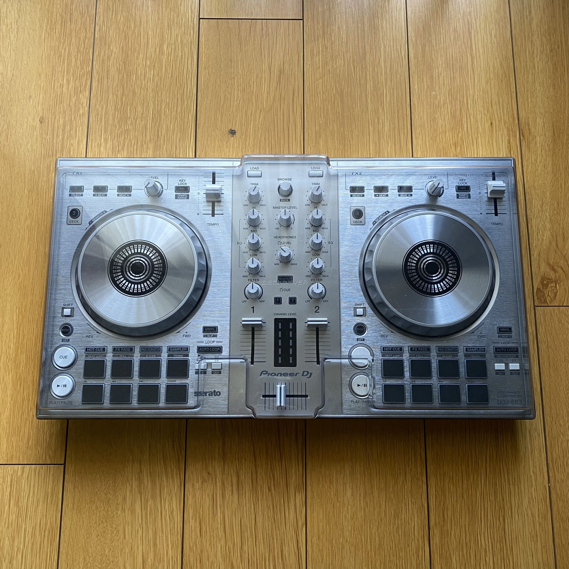 DDJ-SB3-S (silver) W/ Aftermarket Cover