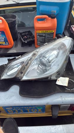 2010 Benz e207 coupe left headlight