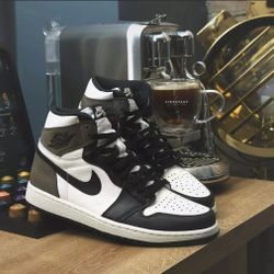 Nike Air Jordan 1 mocha 