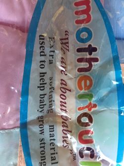 Baby blanket for winter with nice hart shape pillow I have 2 color