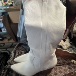 Cowgirl Boots New Size 6