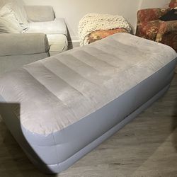 Free air mattress