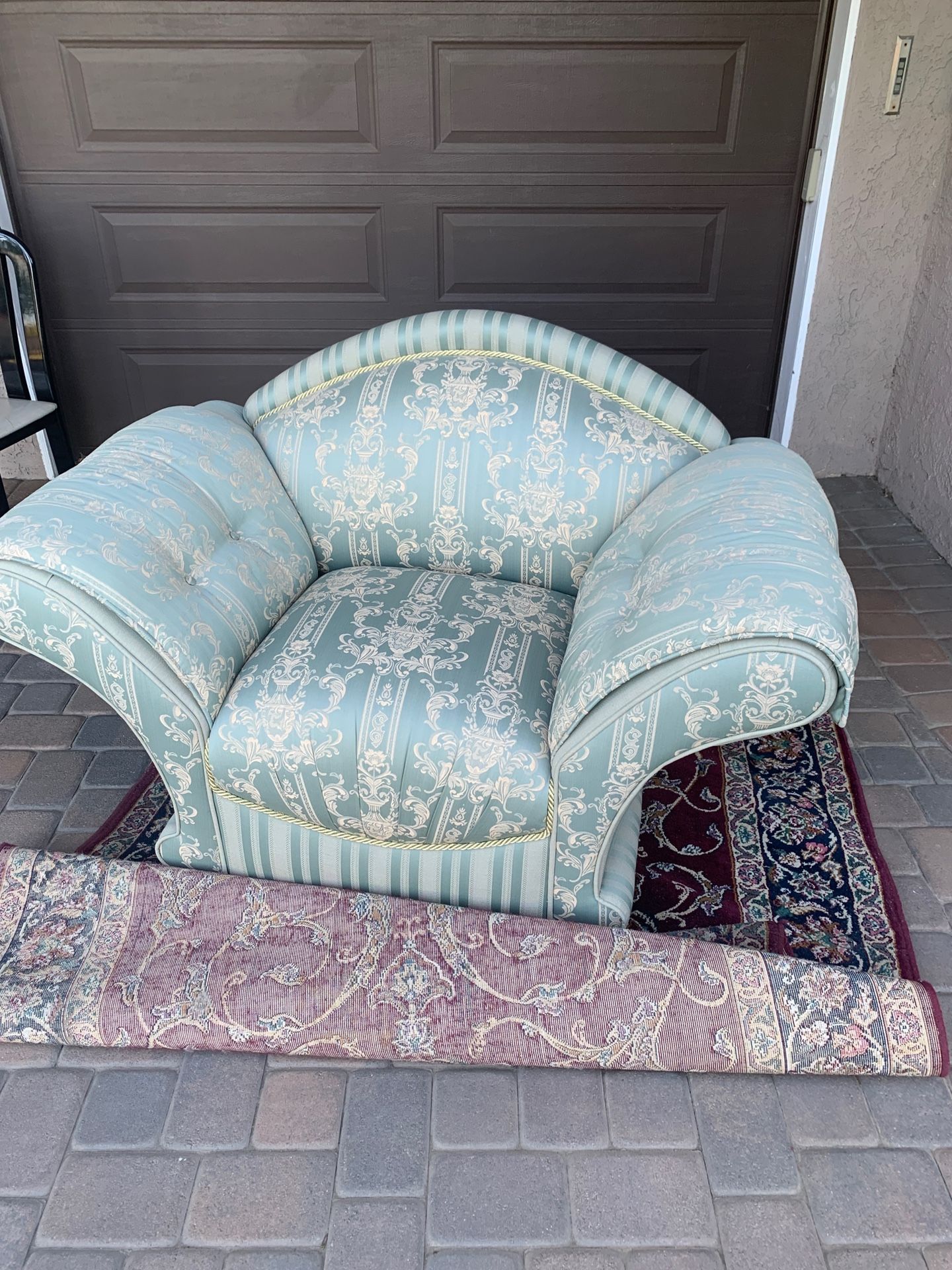 Big Cushion Chair