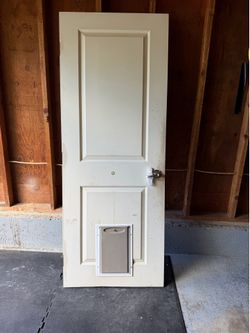 FREE Door with small PET entrance