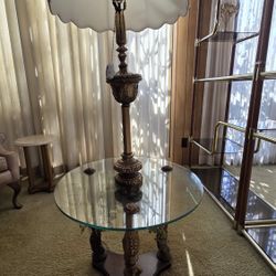 VINTAGE FLOOR LAMP - MID CENTURY