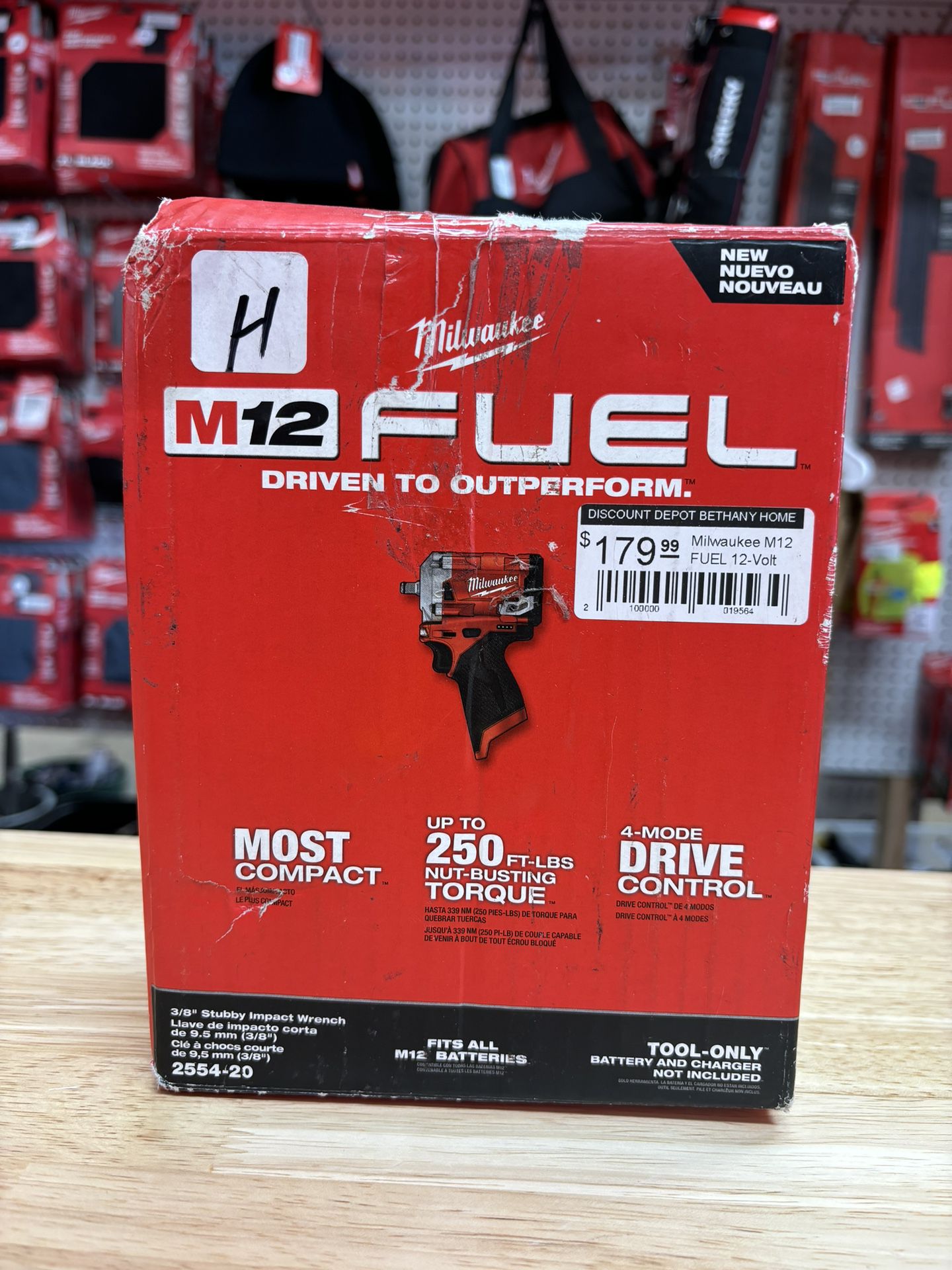 (New) Milwaukee M12 FUEL 12v Lithium-ion Brushless Cordless Stubby 3/8 In. Impact Wrench 