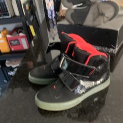 Nike Fly Stepper Size 10 1/2