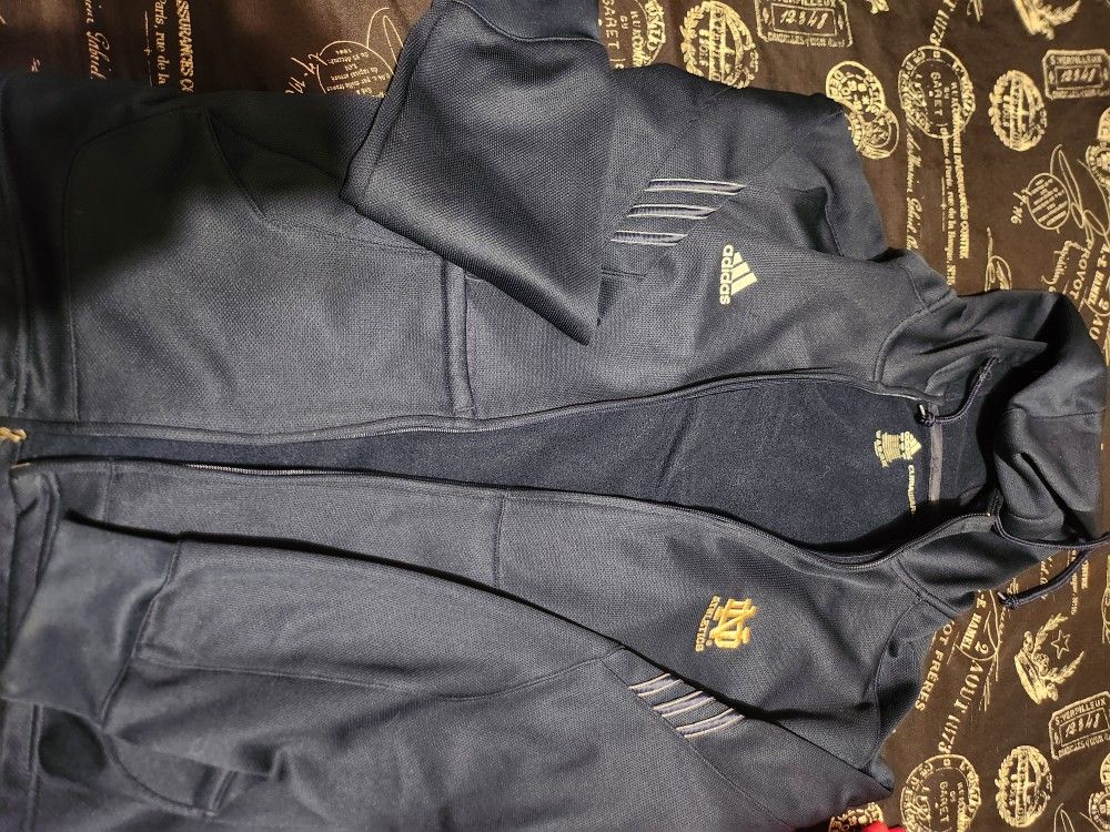Notre Dame Warm Zipper Hood Jacket