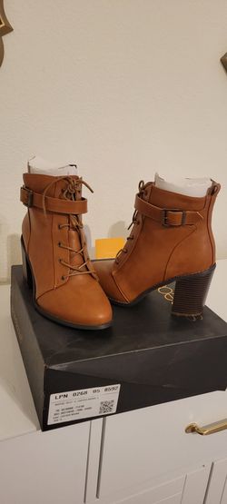 Brand New Size 8.5 fall boots