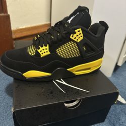 Jordan 4 Retro Thunder 