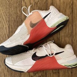 WOMENS NIKE METCON TRAINING SHOES