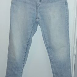 American Eagle 32X32 men's Jeans distressed