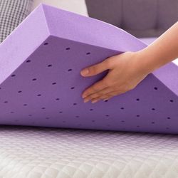 3in Queen Mattress Topper