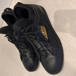 Men’s Fendi sneakers 