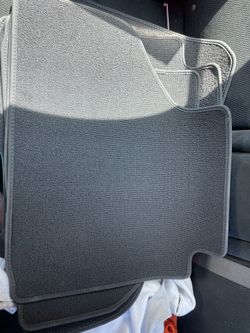Chevy / GMC TRUCK MATS (brand New)