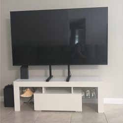 LG 75 Inch TV 