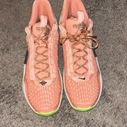 nike basketball shoes size 12