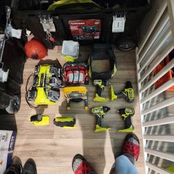 Ryobi Tools And Supercharger/6 Batteries 